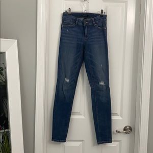 White House black market destructed size 0
